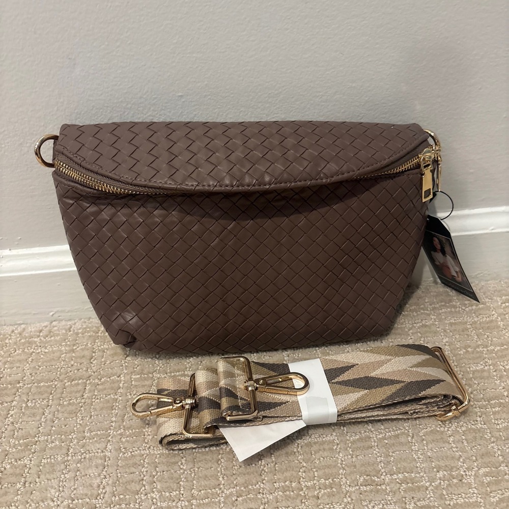 Modern+Chic Camden Woven Crossbody Bag OS Brown Vegan Leather Guitar Strap NEW